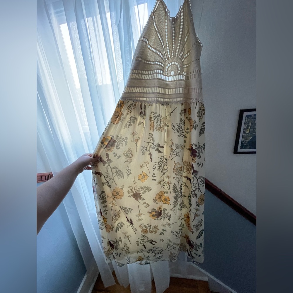 Women’s Maxi Dress with Crochet Top